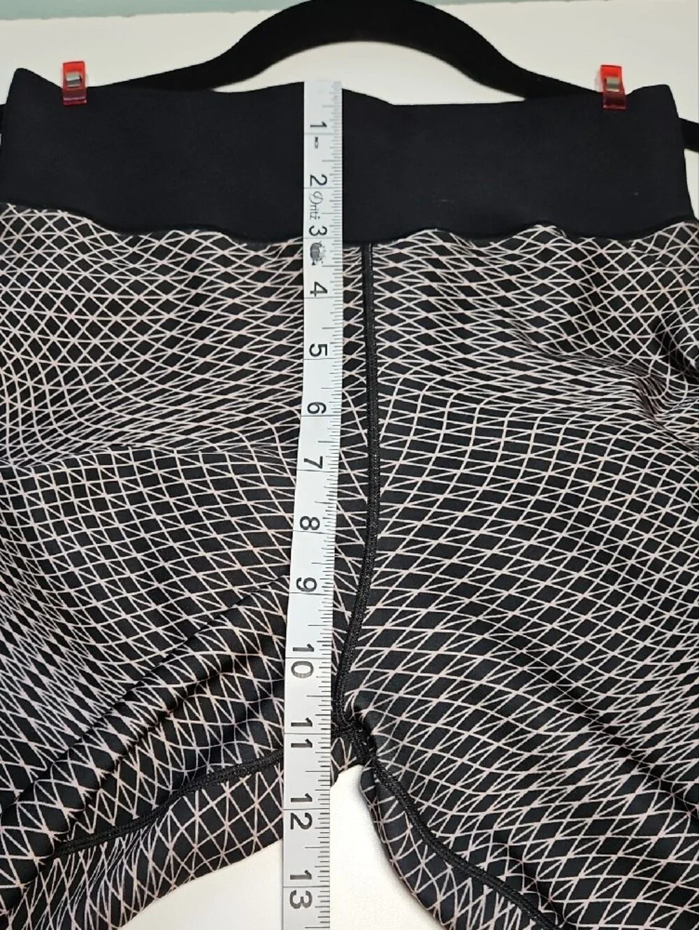Ultracor Black Waistband Leggings with Pink Geometric Mesh Pattern